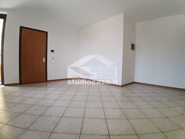 Appartamento in vendita a Pandino CR