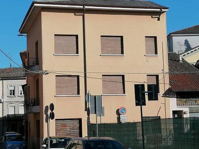 Appartamento in vendita a Pandino CR