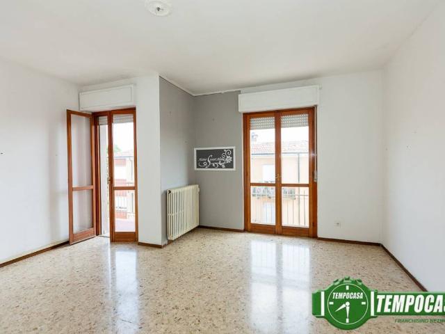Appartamento in vendita a Pandino CR