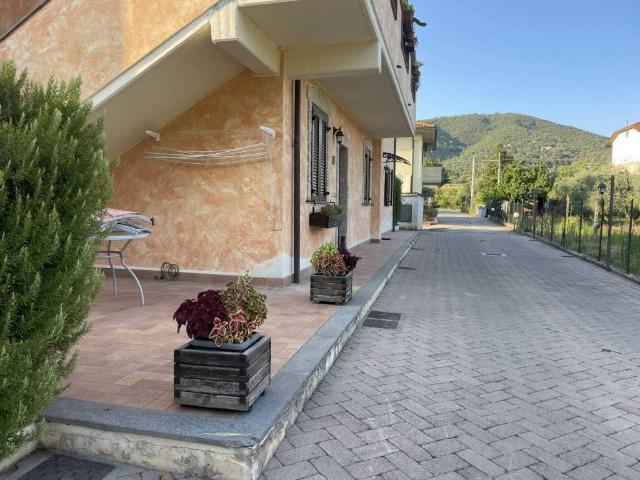 Appartamento in vendita a Passignano sul Trasimeno PG