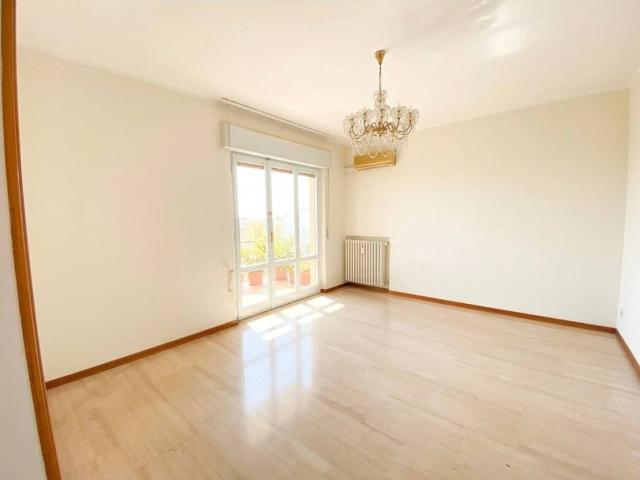 Appartamento in vendita a Parma PR