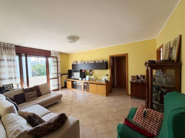 Appartamento in vendita a Parma PR