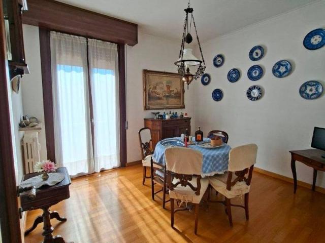 Appartamento in vendita a Parma PR