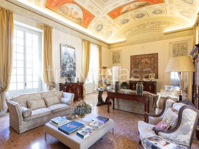 Appartamento in vendita a Parma strada Luigi Carlo Farini, Centro Storico