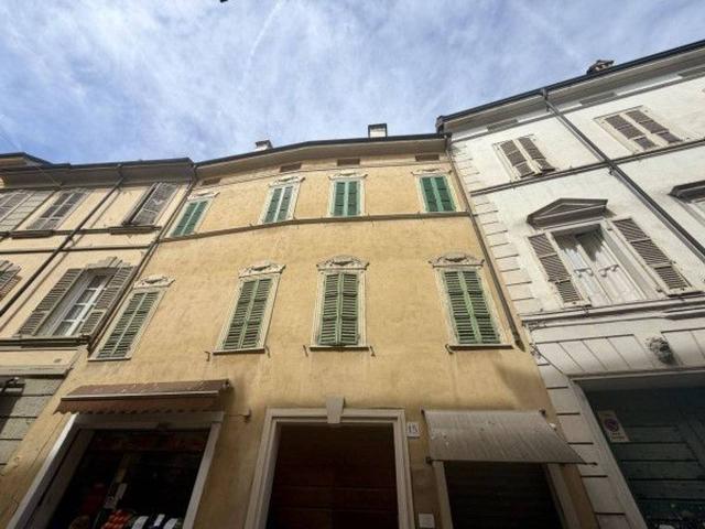 Appartamento in vendita a Parma