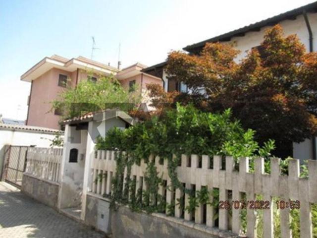 Appartamento in vendita a Parona PV