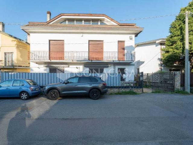 Appartamento in vendita a Parabiago MI