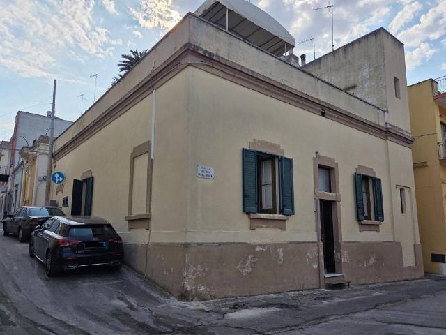Appartamento in vendita a Parabita LE