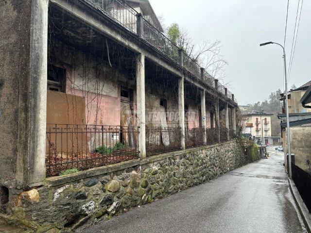 Appartamento in vendita a Parre