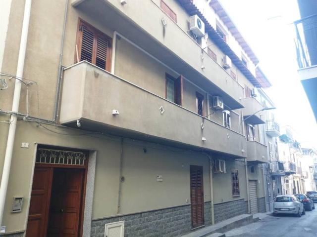 Appartamento in vendita a Partinico PA