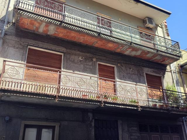 Appartamento in vendita a Patern