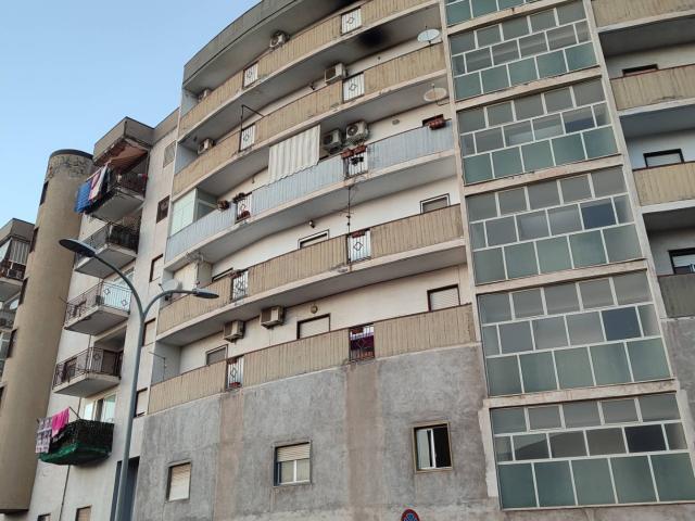 Appartamento in vendita a Patern, zona Ardizzone
