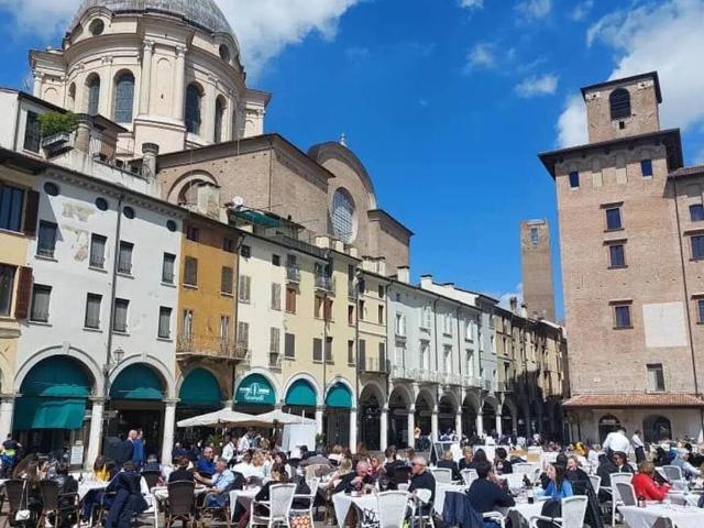Appartamento in vendita a Pavia PV