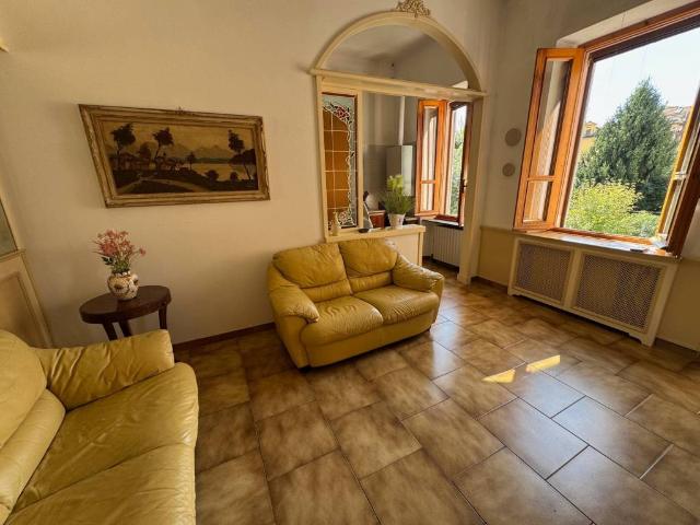 Appartamento in vendita a Pavia PV