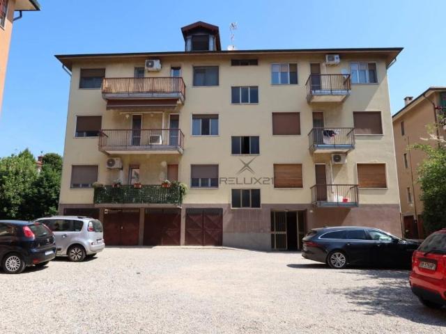 Appartamento in vendita a Pavia PV