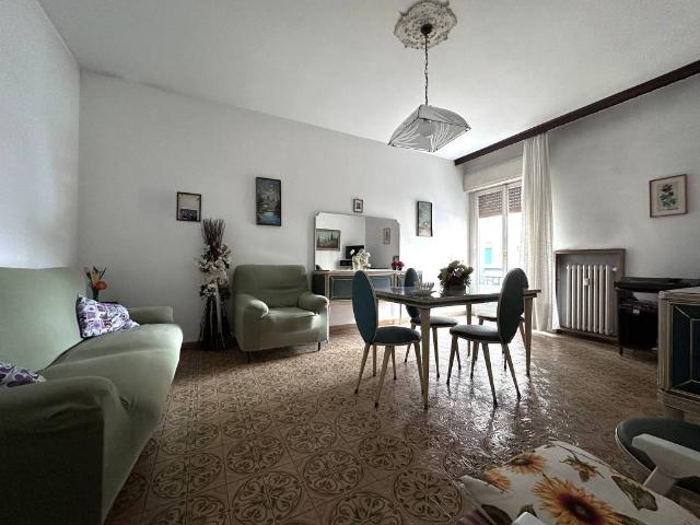 Appartamento in vendita a Pavia PV