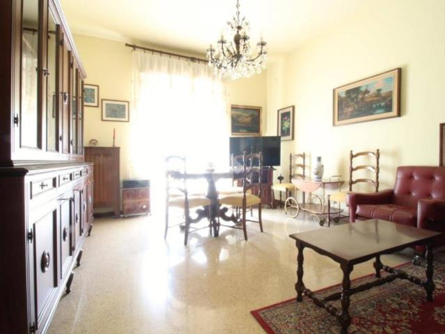 Appartamento in vendita a Pavia PV