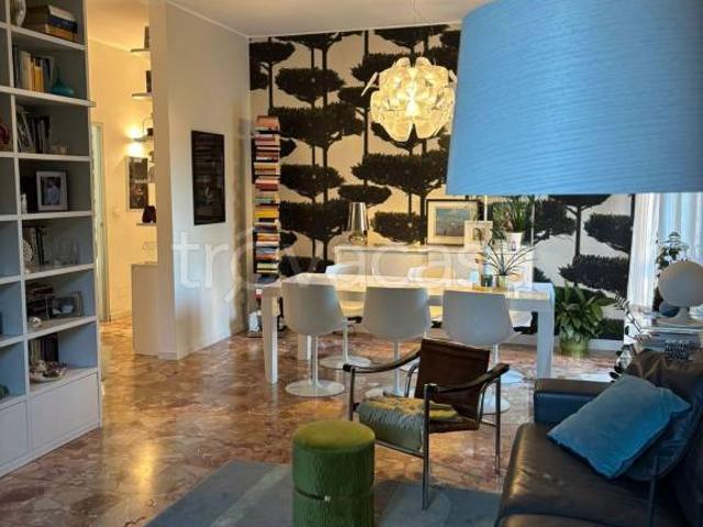 Appartamento in vendita a Pavia via Saverio Griffini, 34, Via Riviera