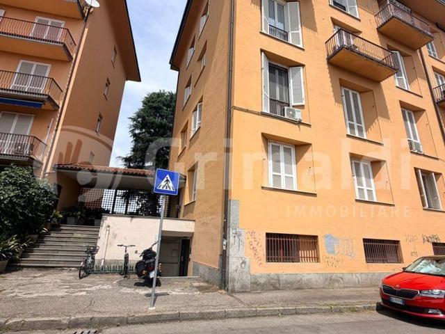 Appartamento in vendita a Pavia