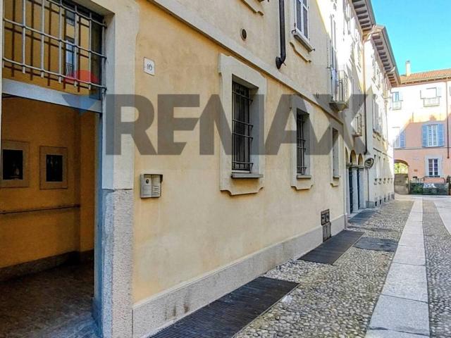 Appartamento in vendita a Pavia