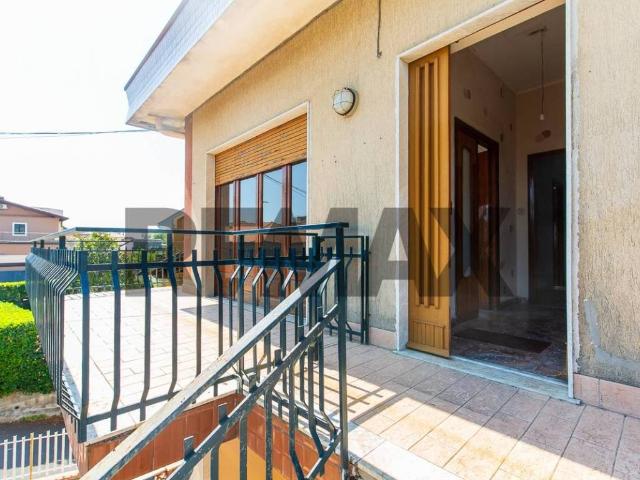 Appartamento in vendita a Pedara CT