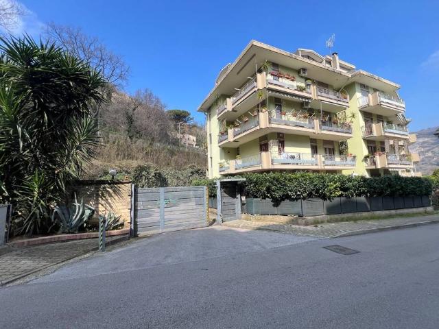 Appartamento in vendita a Pellezzano SA