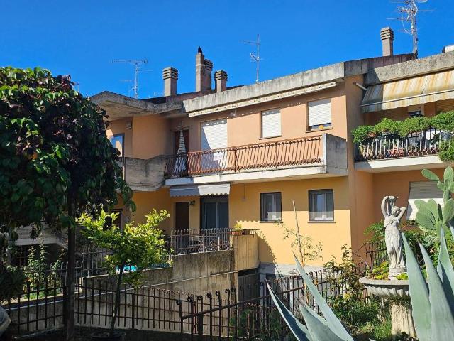 Appartamento in vendita a Penna in Teverina TR