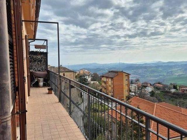Appartamento in vendita a Penna San Giovanni