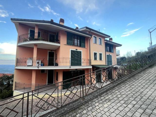 Appartamento in vendita a Penna Sant'Andrea TE
