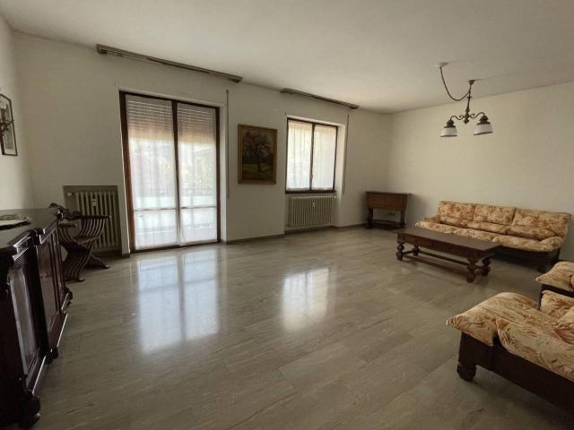 Appartamento in vendita a Pesaro