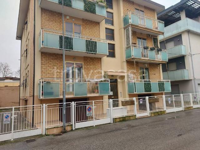 Appartamento in vendita a Pesaro via Piero Maroncelli, Pantano