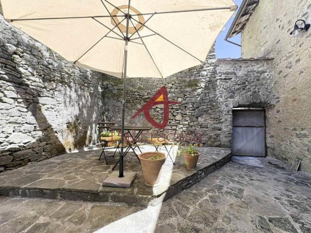 Appartamento in vendita a Pescaglia LU