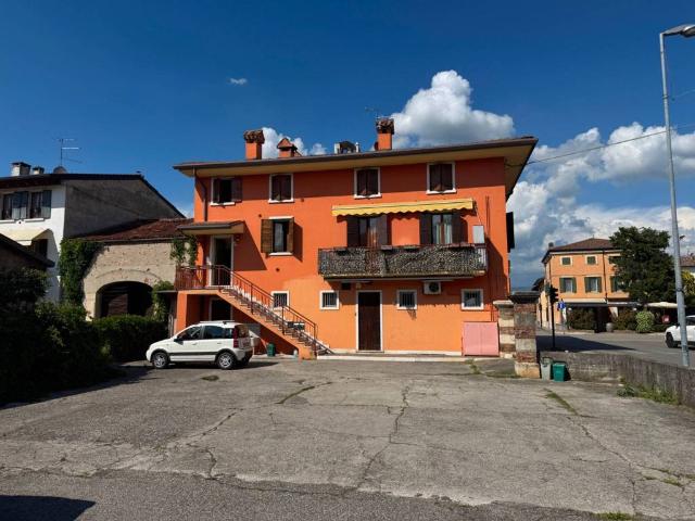 Appartamento in vendita a Pescantina VR