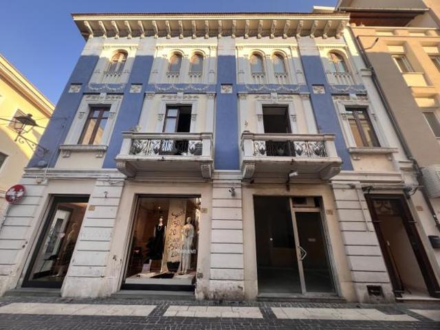 Appartamento in vendita a Pescara