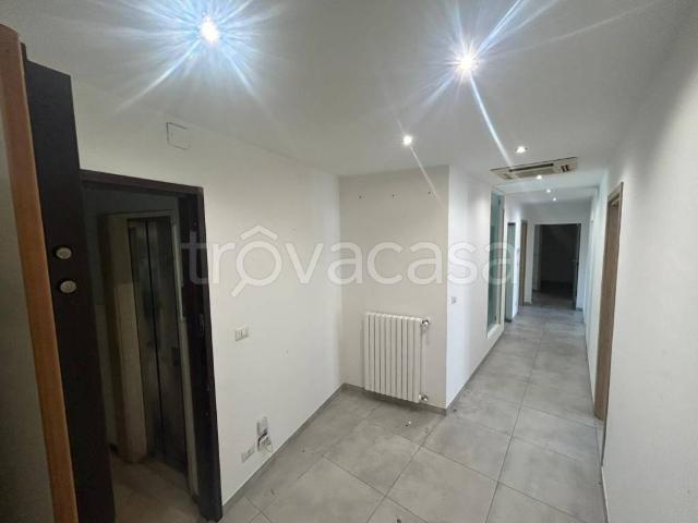 Appartamento in vendita a Pescara, Ospedale