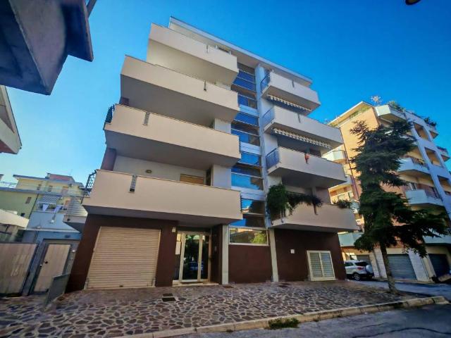 Appartamento in vendita a Pescara PE