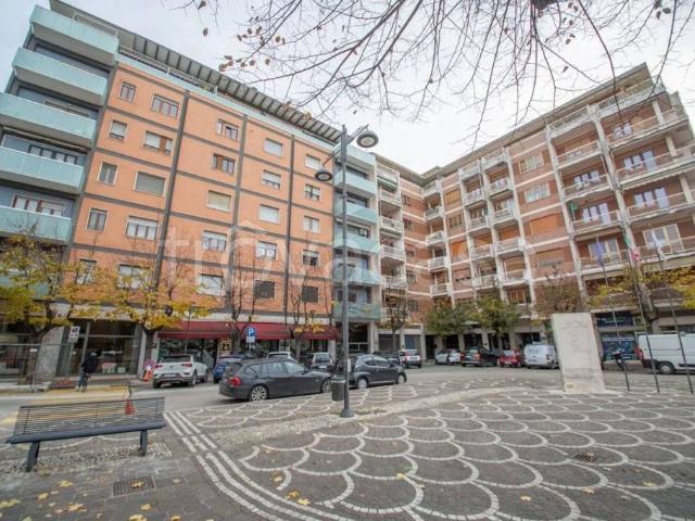 Appartamento in vendita a Pescara, Via Venezia Lungofiume Paolucci