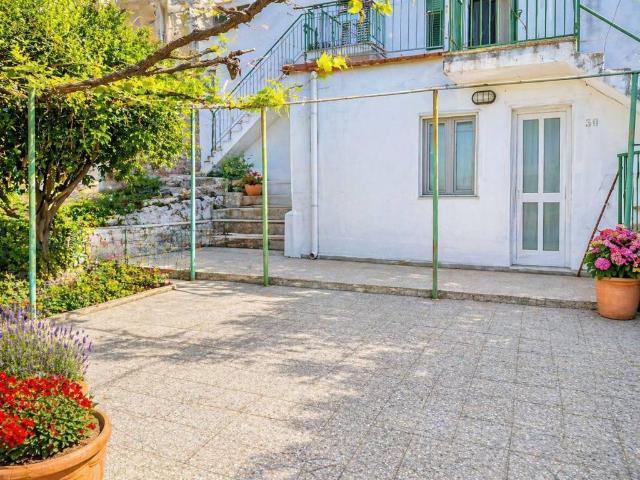 Appartamento in vendita a Peschici FG