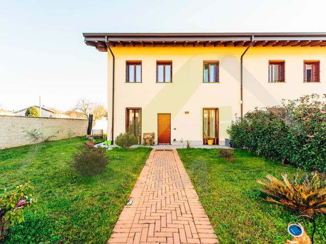 Appartamento in vendita a Peschiera Borromeo