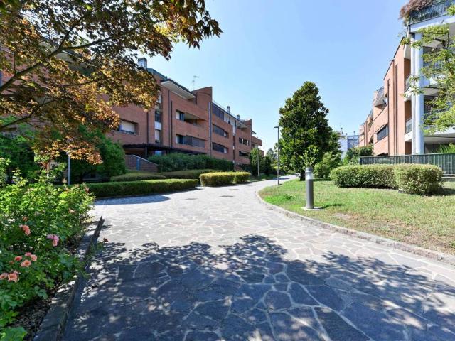 Appartamento in vendita a Peschiera Borromeo MI
