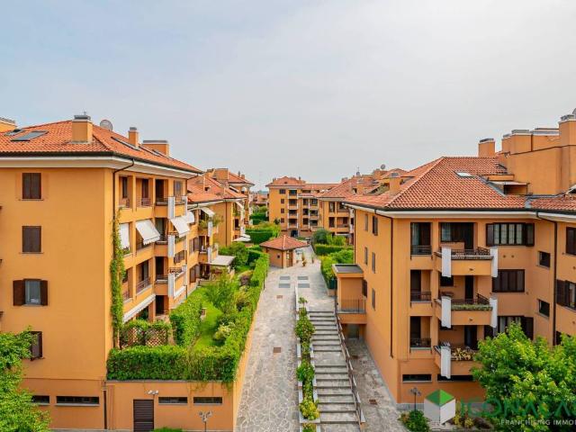 Appartamento in vendita a Peschiera Borromeo MI