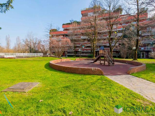 Appartamento in vendita a Peschiera Borromeo MI