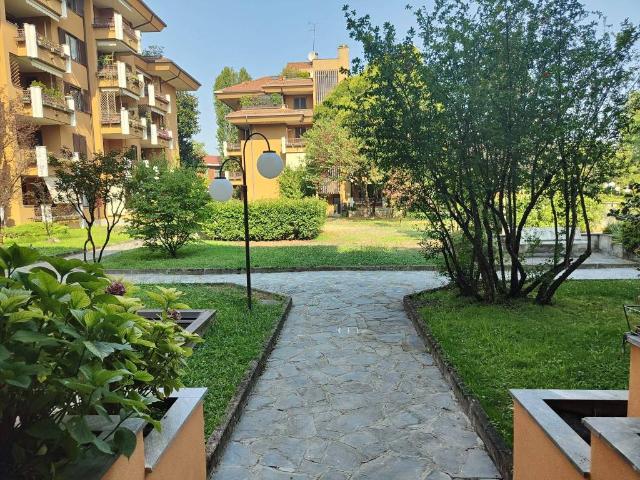 Appartamento in vendita a Peschiera Borromeo MI