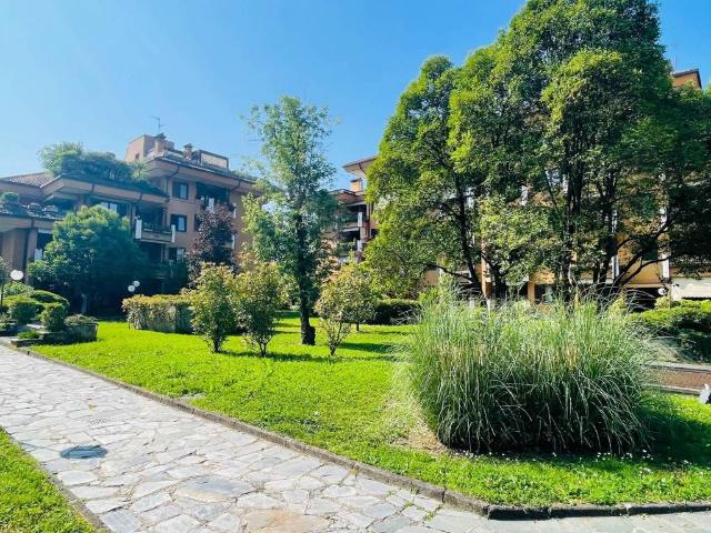 Appartamento in vendita a Peschiera Borromeo MI