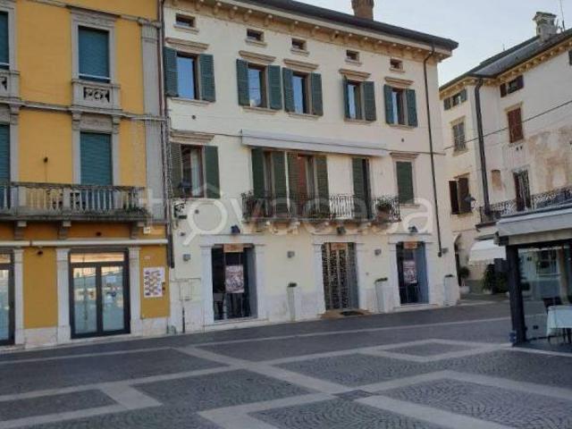 Appartamento in vendita a Peschiera del Garda via Galileo Galilei
