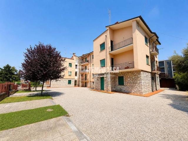 Appartamento in vendita a Peschiera del Garda VR