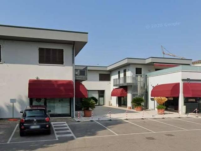 Appartamento in vendita a Peschiera del Garda VR