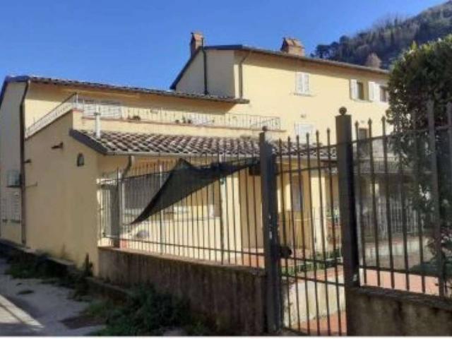 Appartamento in vendita a Pescia PT