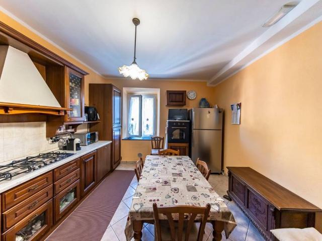 Appartamento in vendita a Pescia PT