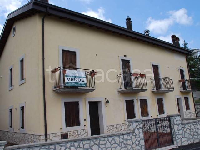 Appartamento in vendita a Pescocostanzo via Monte Rotella